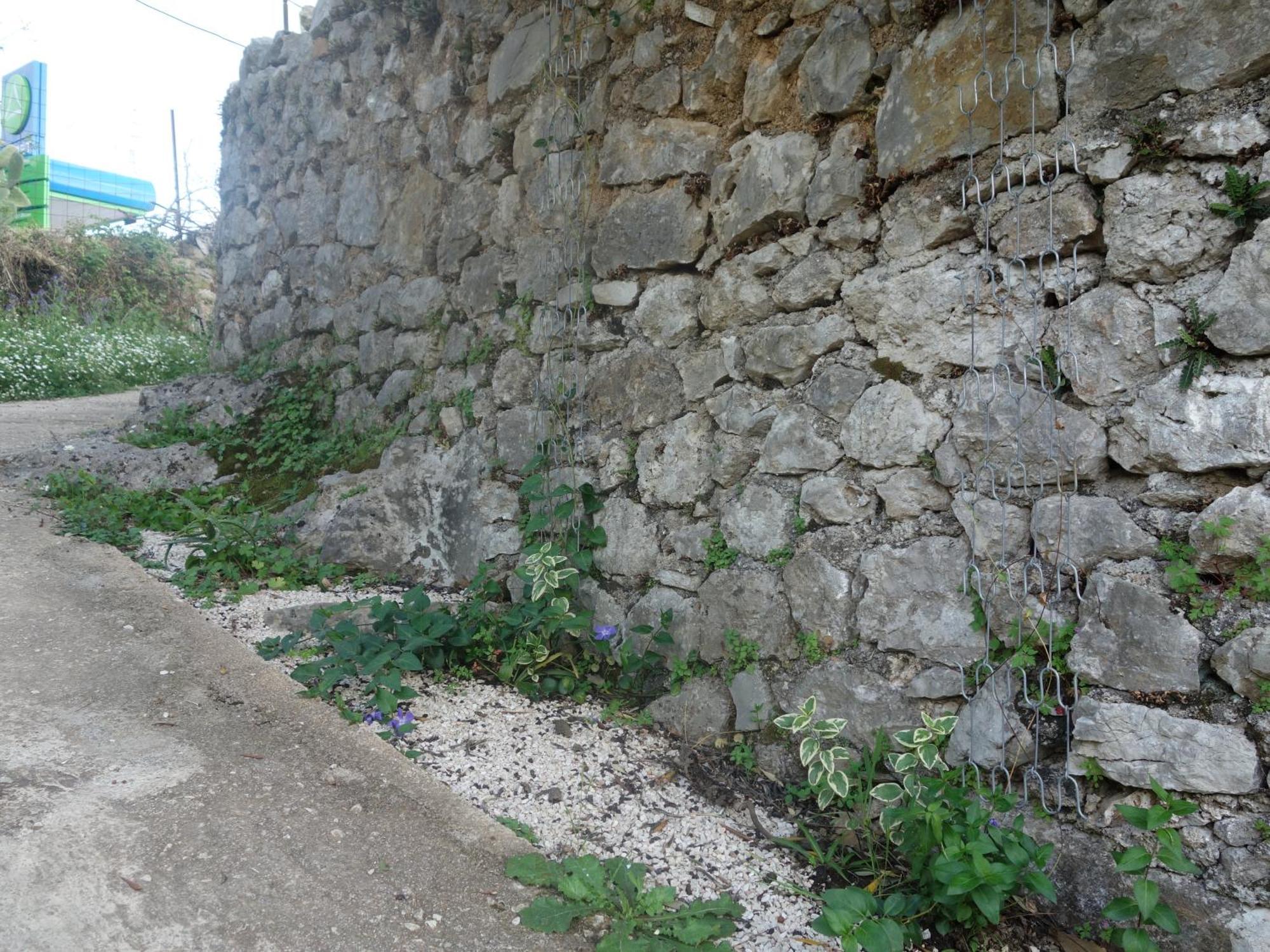 Guesthouse Near The Castle Of Himare Eksteriør bilde